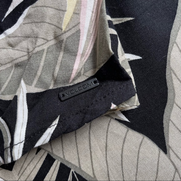 Volcom• Hey Bud Cami Dress Tropical - Picture 9 of 14